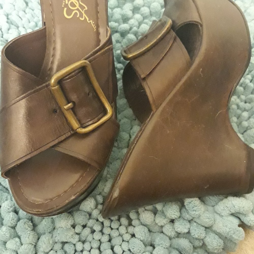 Carlos Santana sandals